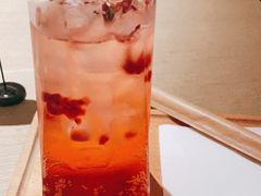 -物质生活书·酒吧
