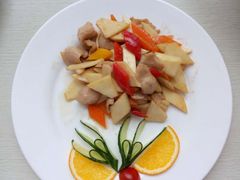 -爱月宝月嫂·育儿嫂(哈尔滨总店)