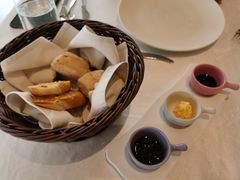 开餐面包Bun-窗外西餐厅(普罗理想国店)