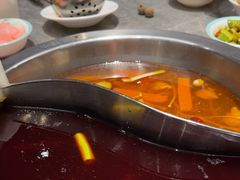 -忘情水鱼头·鲜鱼火锅(滨江中路店)