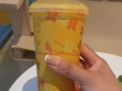 -奈雪的茶(青岛卓悦里INTOWN店)