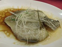 -景月阁空中食府(希尔顿酒店)