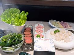 -海上明月海鲜火锅 鲜切牛肉