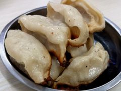 -黄阿姨锅贴大王(万航渡路店)