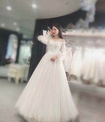 -艾米丽婚纱礼服