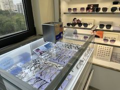 -潘多拉眼镜·蔡司依视路明月(潘家园店)
