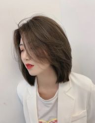 -变画·发型STUDIO