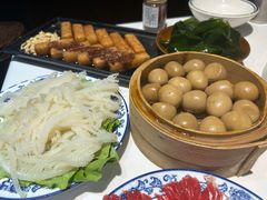 -卤校长老火锅(杨家坪直营店)