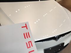 -TESLA 特斯拉(上海太古汇体验店)