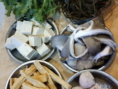 -宏大运餐厅(传媒大学店)