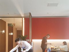 -鸽子侯·家宴·平价海鲜(绿地店)