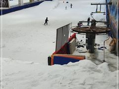 -乔波室内滑雪场