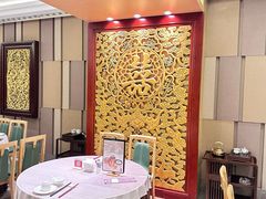 -广州中心皇冠假日酒店·百粤楼