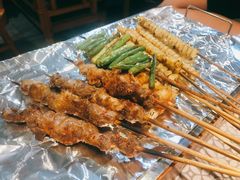 热气羊肉-云晓光头烧烤吧(新大陆广场店)