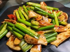 酱爆牛心顶-天宝食坊·啫啫煲大排档(西华路店)