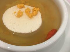 豆腐海胆汤-喜鼎海胆水饺(平安金融中心店)