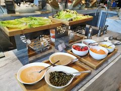-飨食汇全日制餐厅·昆山皇冠假日酒店(九方店)