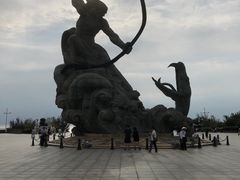 -巴陵广场