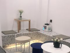 用餐区-FULL MOON满月咖啡