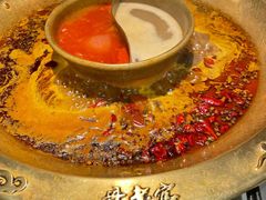 -哥老官重庆美蛙鱼头(宝山龙湖店)