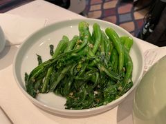 菜心-八月花(旺角朗豪坊店)