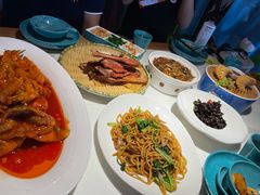 -荷塘秋月·本帮江浙菜(国权路店)