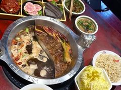 -袁老四重庆老火锅(桐梓坡店)