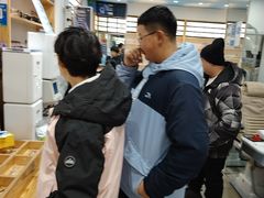 -豪门视光·星趣控·蔡司依视路眼镜代理商(中央大街店)