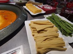 -生活如沸·顺德水牛奶火锅(大学路店)