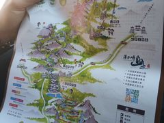 -罗田薄刀峰风景区