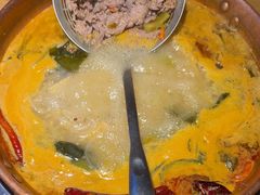 -洱火云南酸菜牛肉火锅(石景山当代商城店)