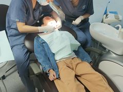 -皓洁口腔门诊部(金色雅园金涛苑店)