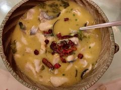 酸菜鱼-青年公社烤鸭(青年路店)