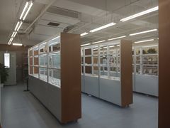 -无奔眼镜·蔡司·依视路授权店(马家堡店)