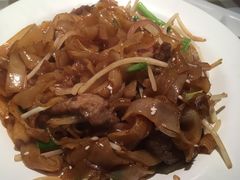 -新大咀港式茶餐厅(宝山万达店)