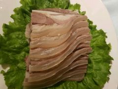 -品悦酒店(三林古镇店)