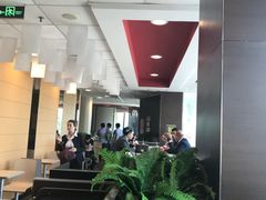 -麦当劳(展览路店)