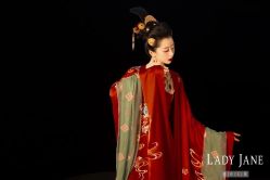 -Lady  Jane高端婚纱礼服馆