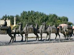 -艾提尕尔清真寺