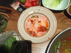 -野山舂·贵州现舂酸汤火锅(鸿通城店)