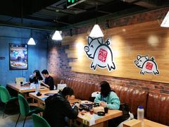 -肥肥虾庄·金牌油焖大虾(杨园滨江时代walk店)