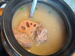 -莲餐厅·湖北菜·潜江小龙虾店(愚园路店)