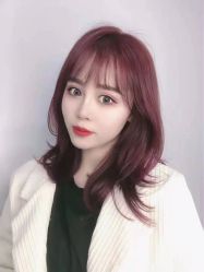 -时尚殿堂明星门店