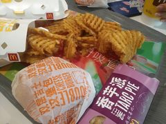 -麦当劳(湛江大厦店)