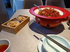 -有红鸡毛店·川菜(建设路店)