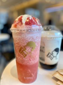 喜茶(sm城市广场店)-"喝到新品「雪山莓莓桂花冻」了!姐妹推荐.