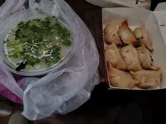 -胡记锅贴·沪上游子老鸭粉丝汤(太原路店)