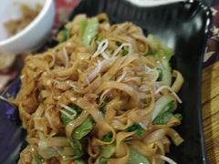 -烧蠔帮·生蚝海鲜牌档(观海店)