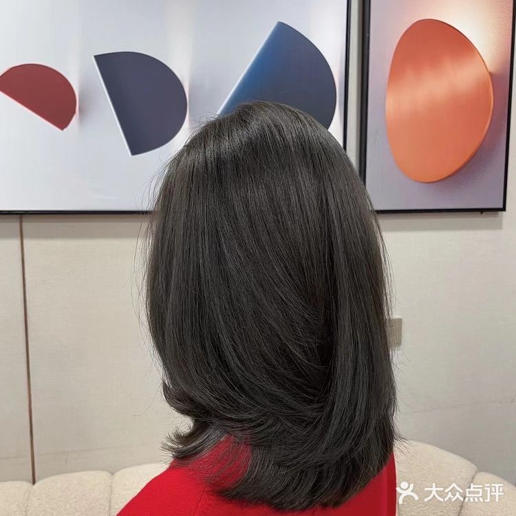 脸型基本上是不太挑，圆脸、窄长脸、方脸、鹅
