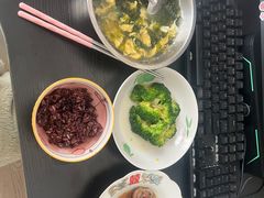 -悦芽照护月嫂+育儿嫂(杭州店)